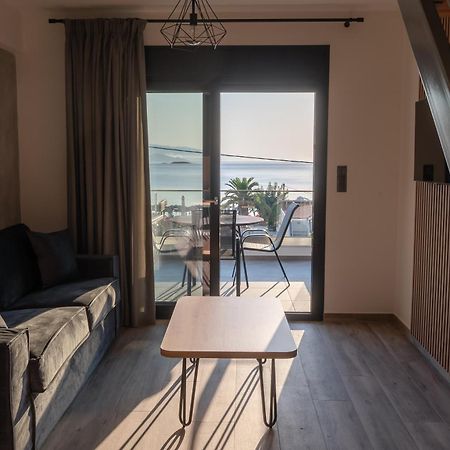 Blue Wave Luxury Suites Nea Iraklitsa Phòng bức ảnh