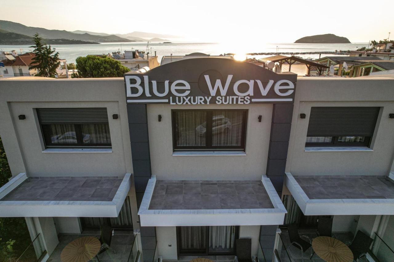 Blue Wave Luxury Suites Nea Iraklitsa Ngoại thất bức ảnh