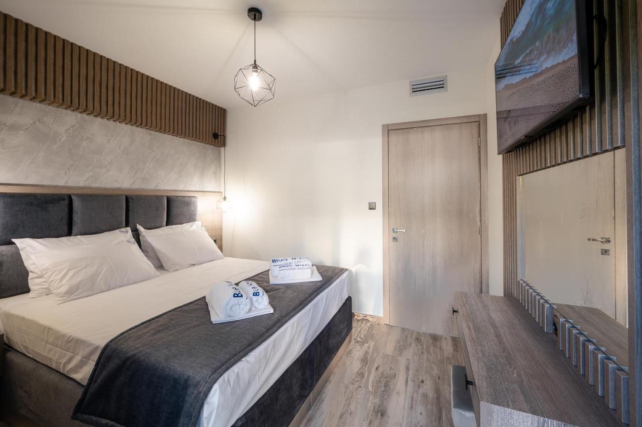 Blue Wave Luxury Suites Nea Iraklitsa Ngoại thất bức ảnh