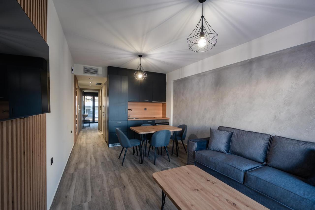 Blue Wave Luxury Suites Nea Iraklitsa Ngoại thất bức ảnh