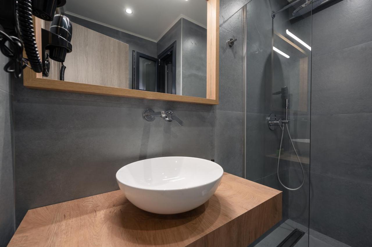 Blue Wave Luxury Suites Nea Iraklitsa Phòng bức ảnh